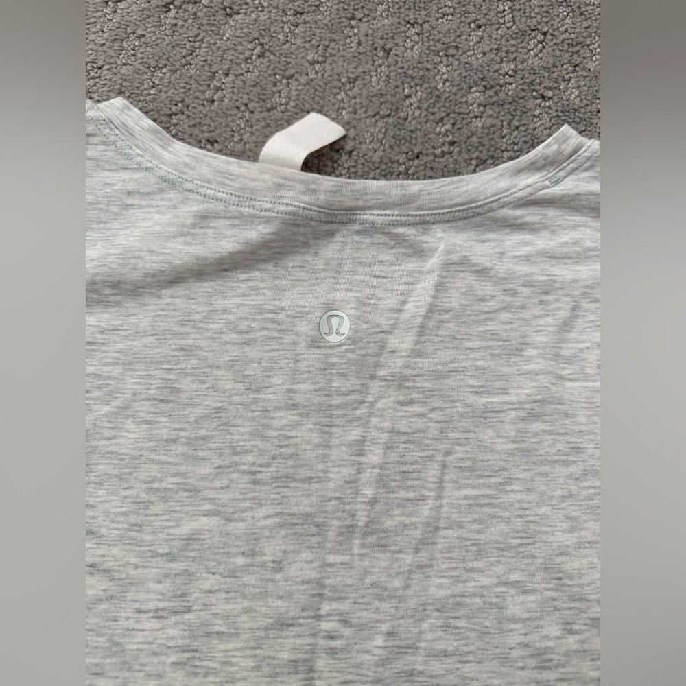Lululemon Cates T-Shirt in Heathered Core Ultra Light Grey - Picture 8 of 11